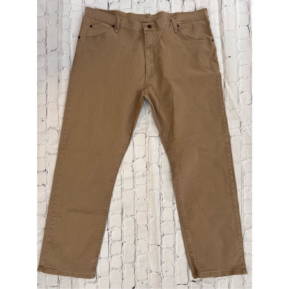 Wrangler Men's 40x30 Flex Comfort Denim Khakis Dark Tan Stretchy Casual Workwear